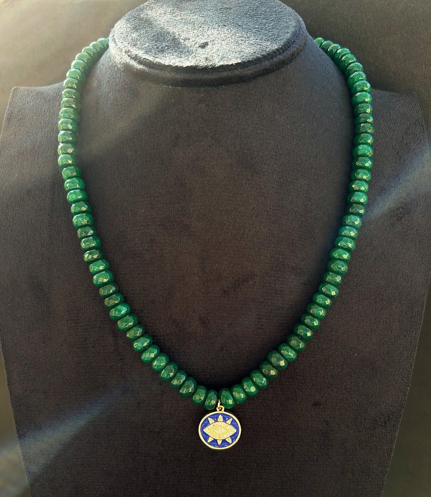 Emerald Gaze Necklace In Green Jade