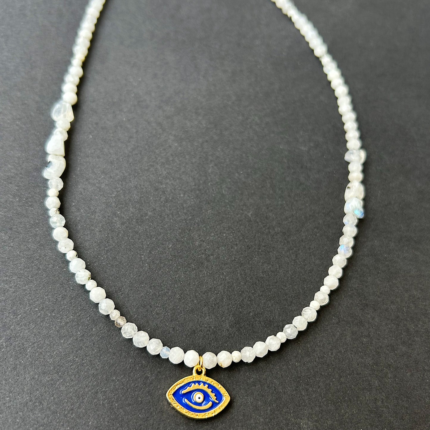 Lunar Gaze Necklace - Moonstone