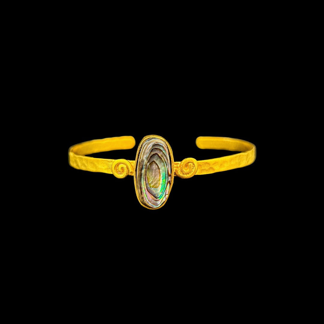 The Tazra Stone Cuff
