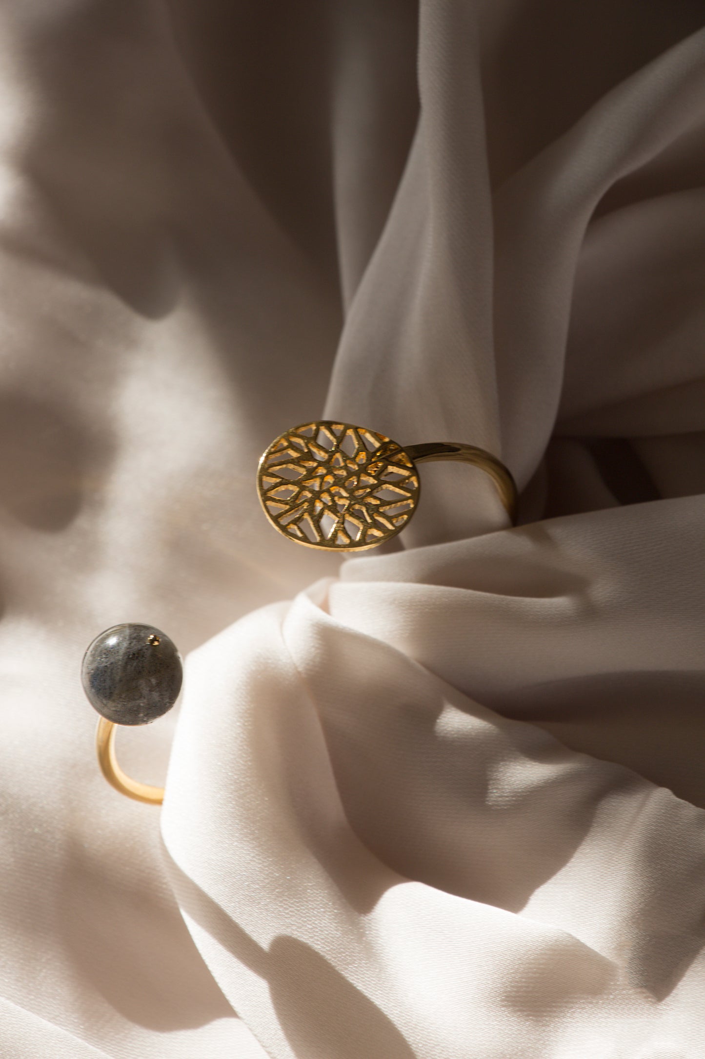 Lucid Dream Bangle - Labradorite (12mm stone)