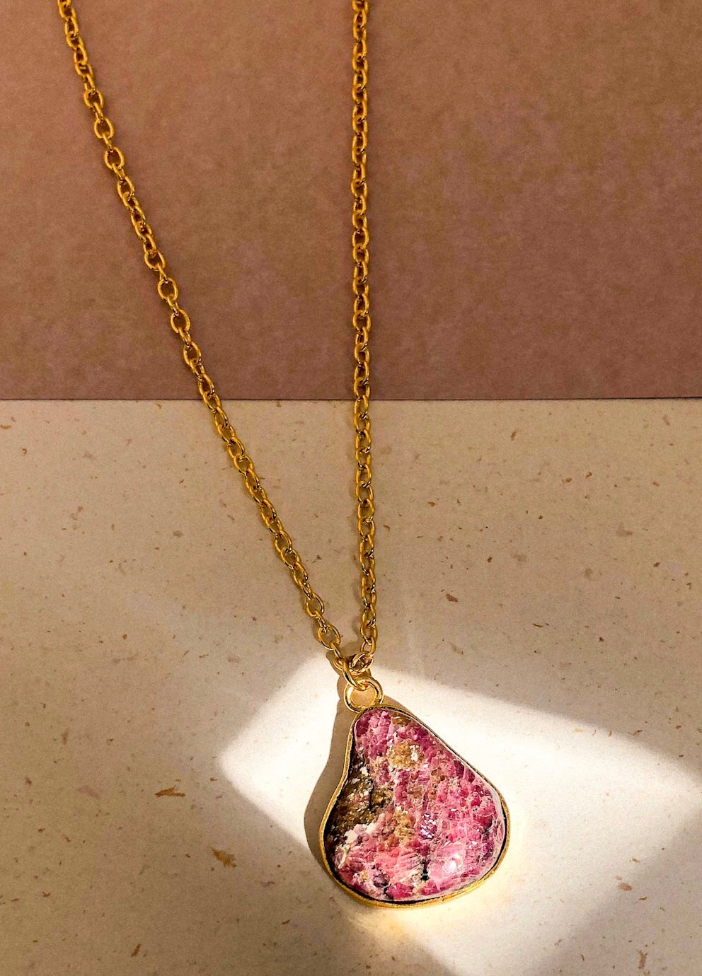 Hotline Bling Necklace - Raw Rhodonite