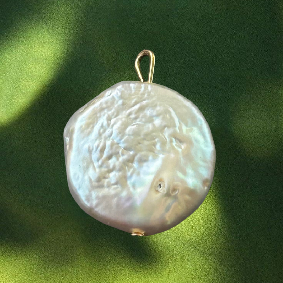 Natural Freshwater Pearl