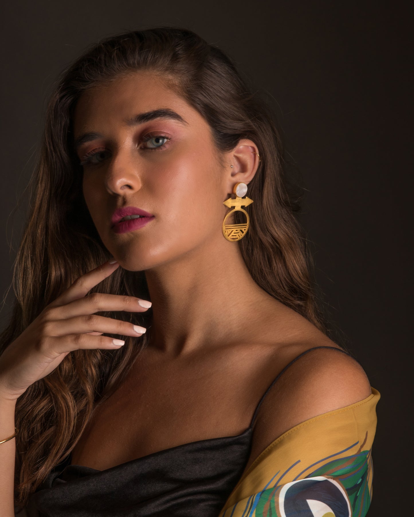Iris Earrings in Natural Mother of Pearl