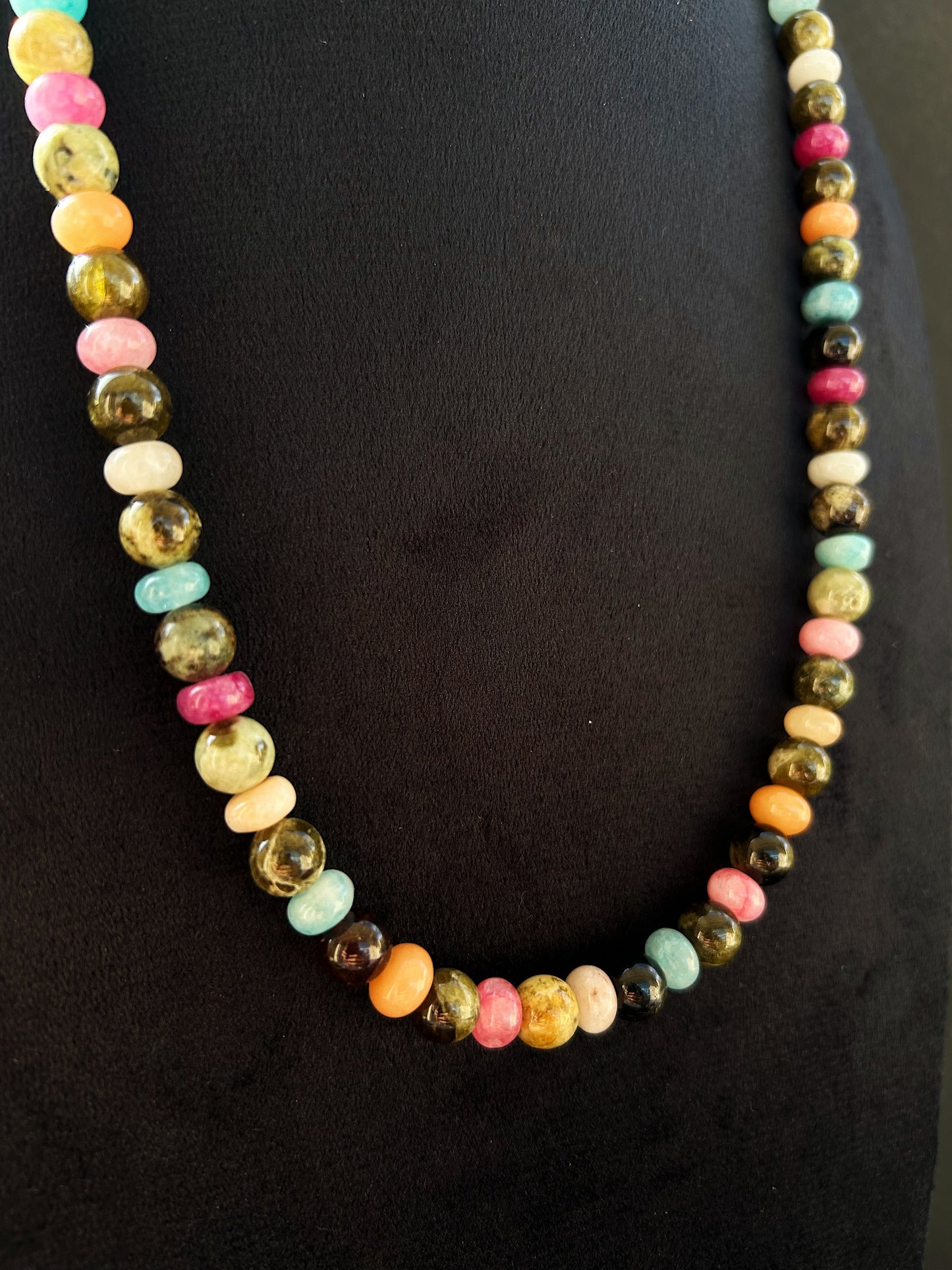 Aura Bloom Necklace In natural Peridot & Jade Gemstones