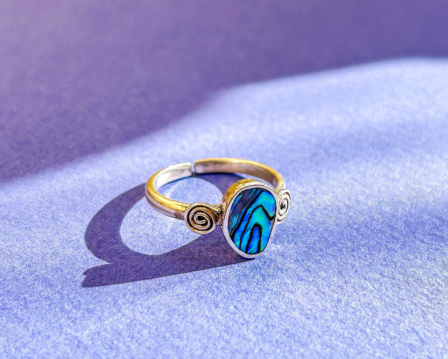 The Tazrirt Ring - Abalone shell