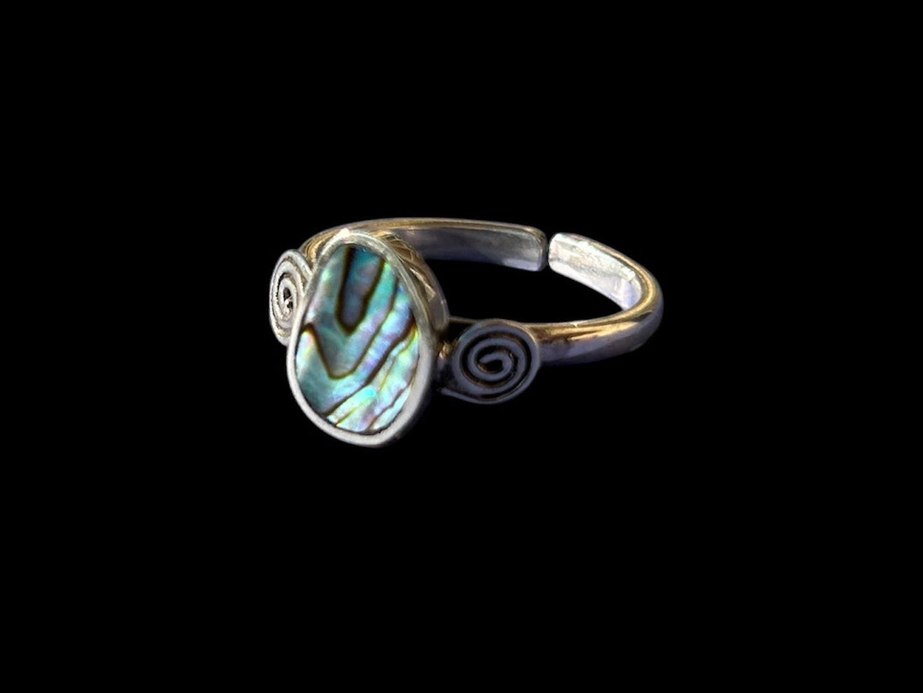 The Tazrirt Ring - Abalone shell