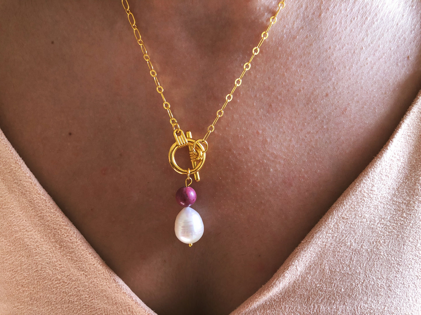 Luxe Drop Necklace - Rhodonite & Freshwater pearl