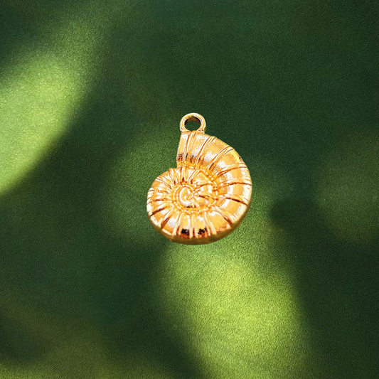 It girl charm